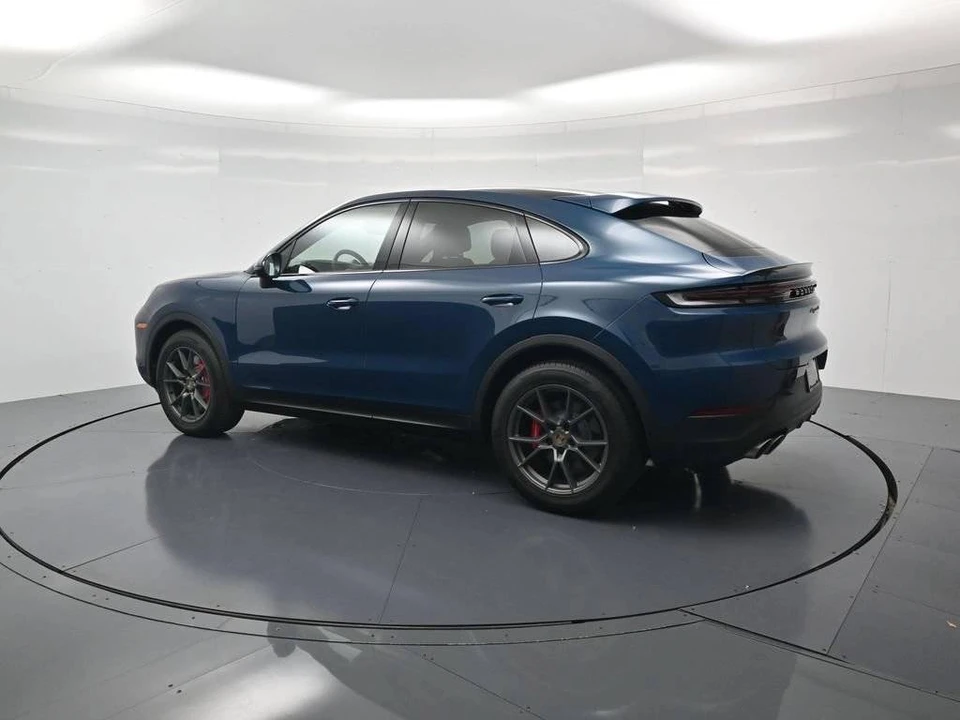 2026 Porsche 9Y0/9Y3 Cayenne Coupe - Image 3 of 4