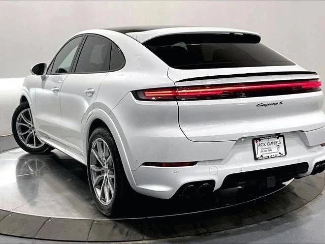 2026 Porsche 9Y0/9Y3 Cayenne Coupe - Image 3 of 5