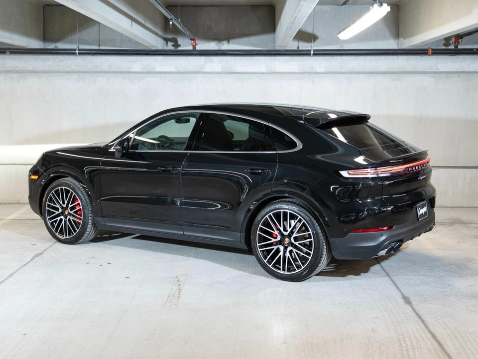 2026 Porsche 9Y0/9Y3 Cayenne Coupe - Image 3 of 30