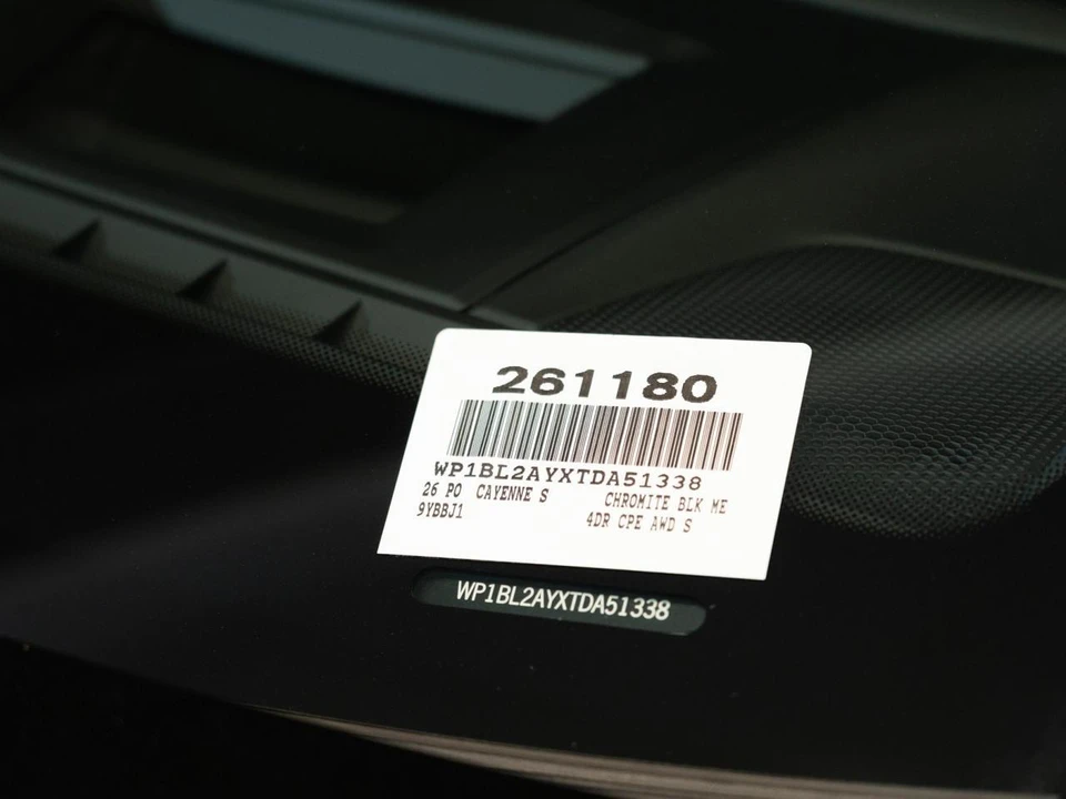 2026 Porsche 9Y0/9Y3 Cayenne Coupe - Image 30 of 30
