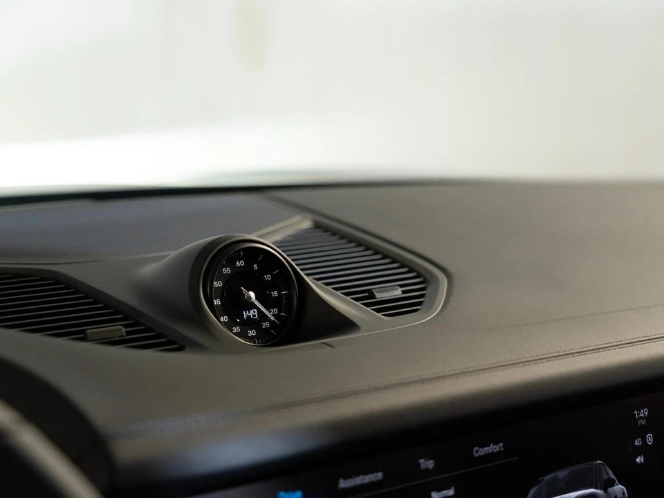 2026 Porsche 9Y0/9Y3 Cayenne Coupe - Image 20 of 30