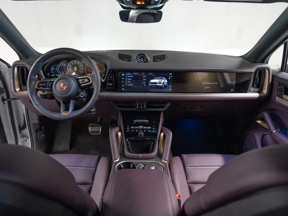 2026 Porsche 9Y0/9Y3 Cayenne Coupe - Image 26 of 30