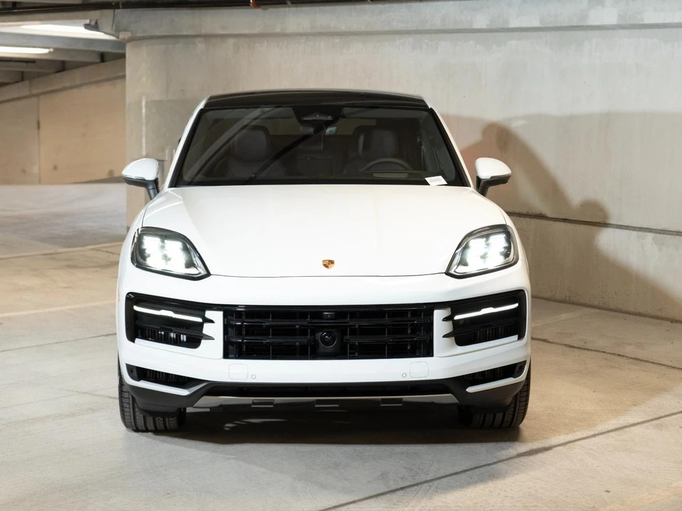 2026 Porsche 9Y0/9Y3 Cayenne Coupe - Image 10 of 30