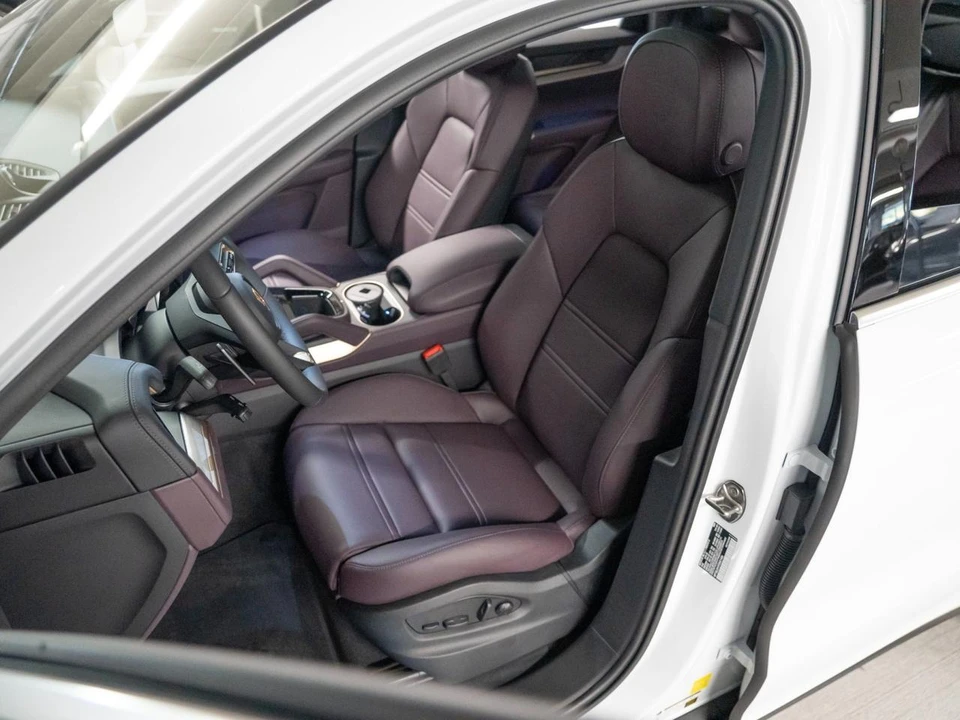 2026 Porsche 9Y0/9Y3 Cayenne Coupe - Image 5 of 30