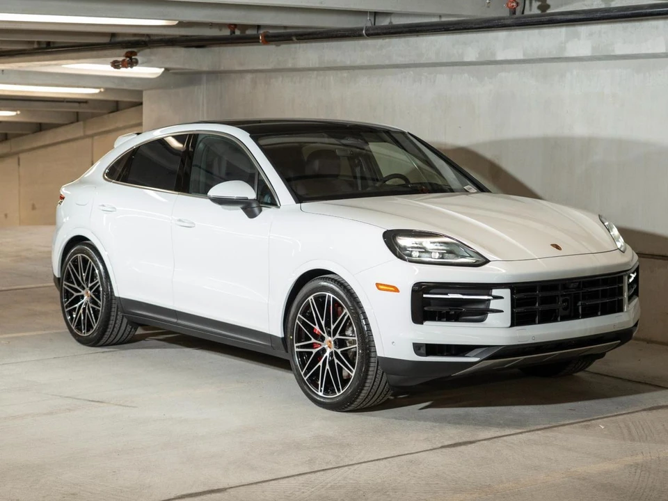 2026 Porsche 9Y0/9Y3 Cayenne Coupe - Image 6 of 30
