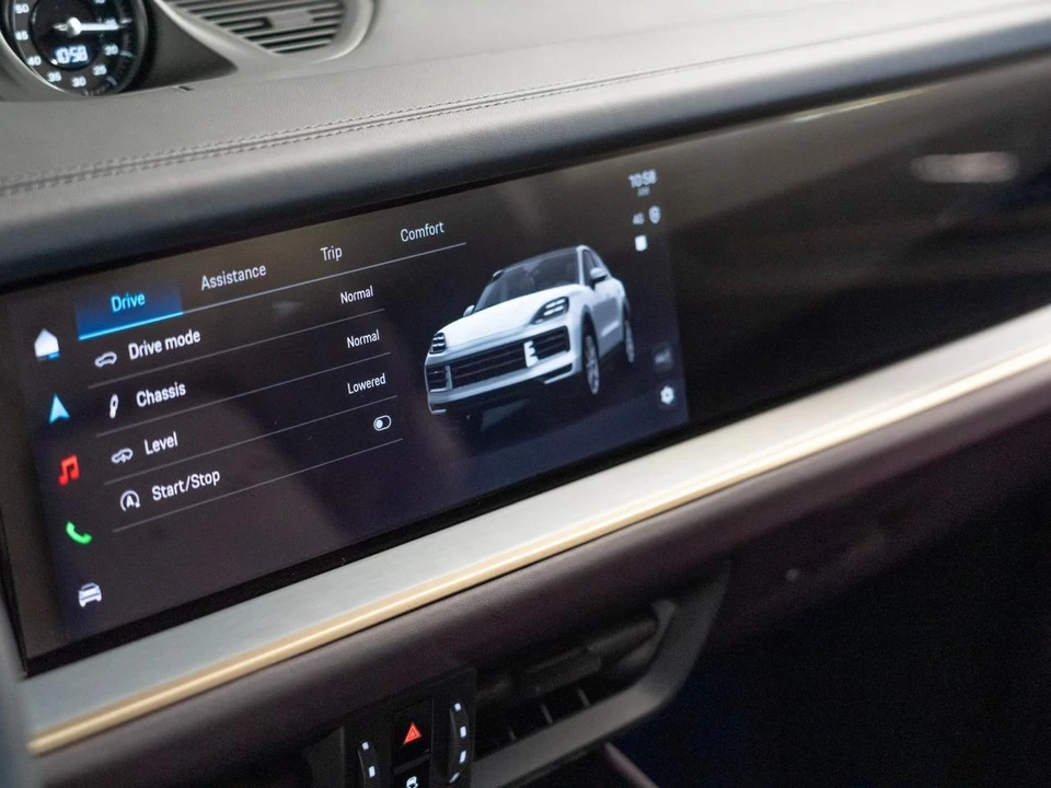 2026 Porsche 9Y0/9Y3 Cayenne Coupe - Image 21 of 30