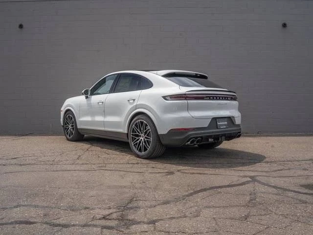 2026 Porsche 9Y0/9Y3 Cayenne Coupe - Image 3 of 5