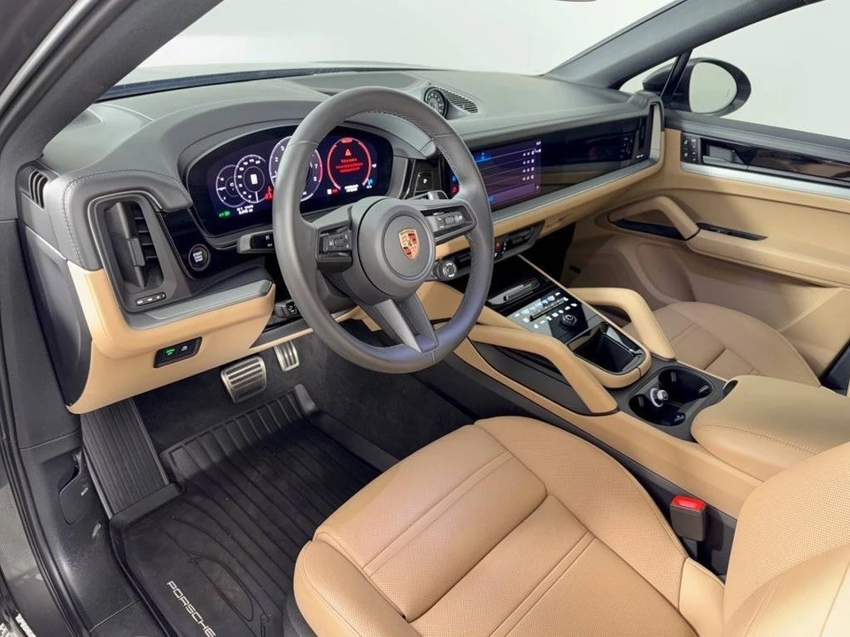 2026 Porsche 9Y0/9Y3 Cayenne Coupe - Image 4 of 4