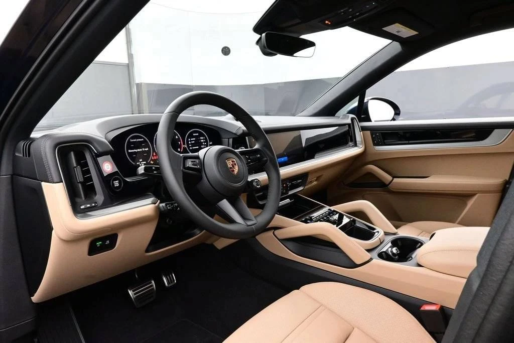 2026 Porsche 9Y0/9Y3 Cayenne Coupe - Image 4 of 4