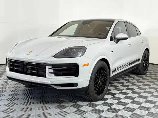 2026 Porsche 9Y0/9Y3 Cayenne Coupe - Image 2 of 31