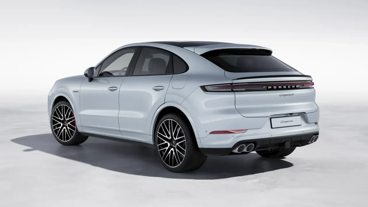 2026 Porsche - Image 24 of 30