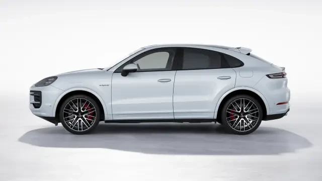 2026 Porsche - Image 14 of 30