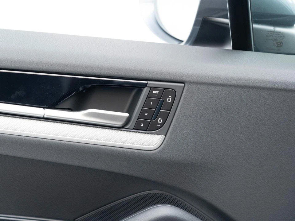 2026 Porsche 9Y0/9Y3 Cayenne Coupe - Image 22 of 31