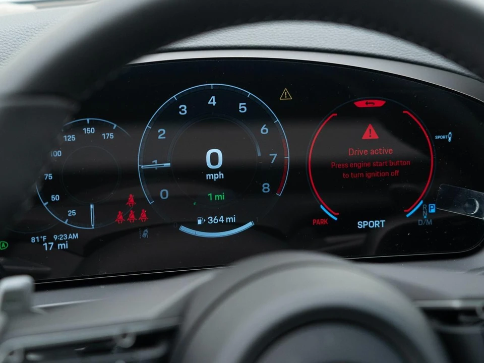 2026 Porsche 9Y0/9Y3 Cayenne Coupe - Image 24 of 31