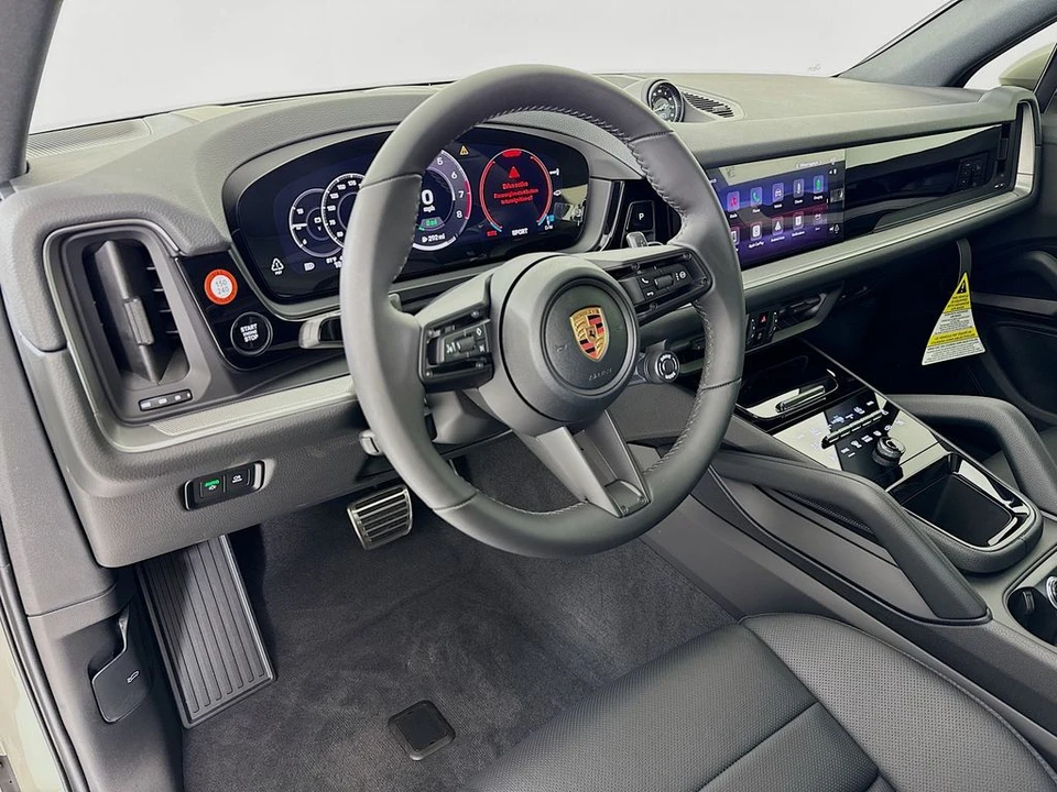 2026 Porsche 9Y0/9Y3 Cayenne - Image 4 of 31