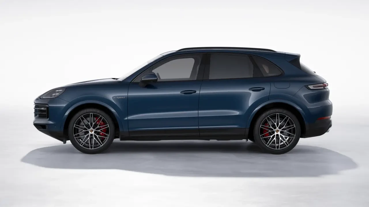 2026 Porsche Cayenne - Image 16 of 31