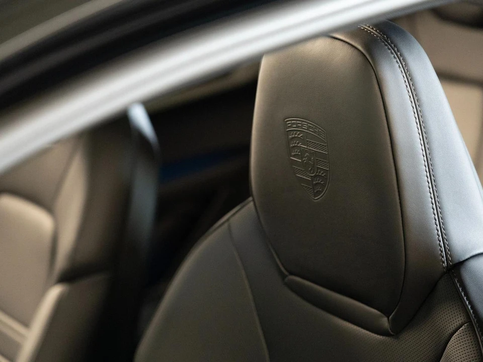 2026 Porsche 9Y0/9Y3 Cayenne - Image 25 of 30