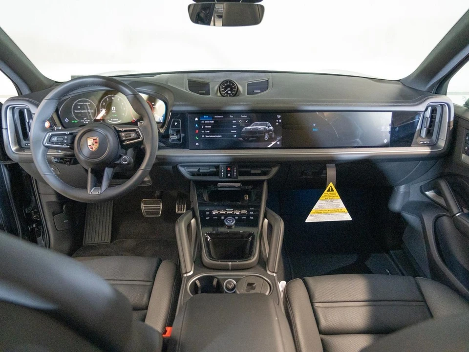 2026 Porsche 9Y0/9Y3 Cayenne - Image 26 of 30