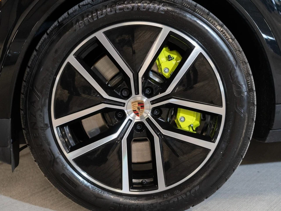 2026 Porsche 9Y0/9Y3 Cayenne - Image 11 of 30