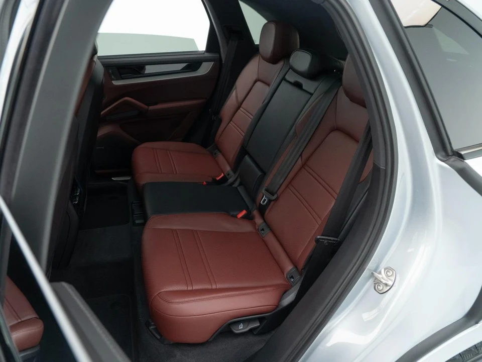 2026 Porsche 9Y0/9Y3 Cayenne S - Image 31 of 31