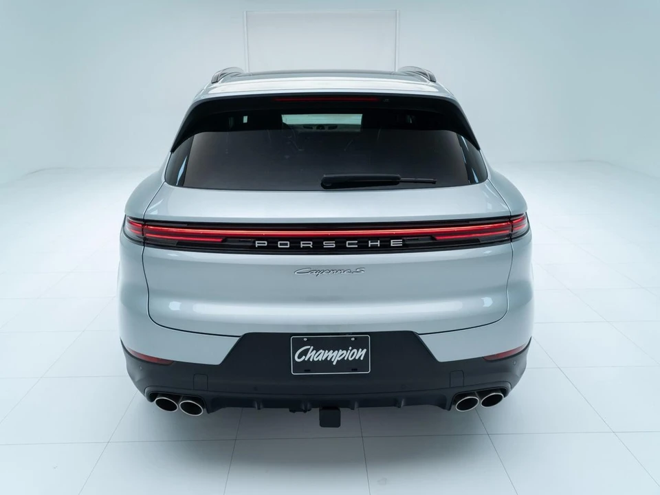 2026 Porsche 9Y0/9Y3 Cayenne S - Image 10 of 31