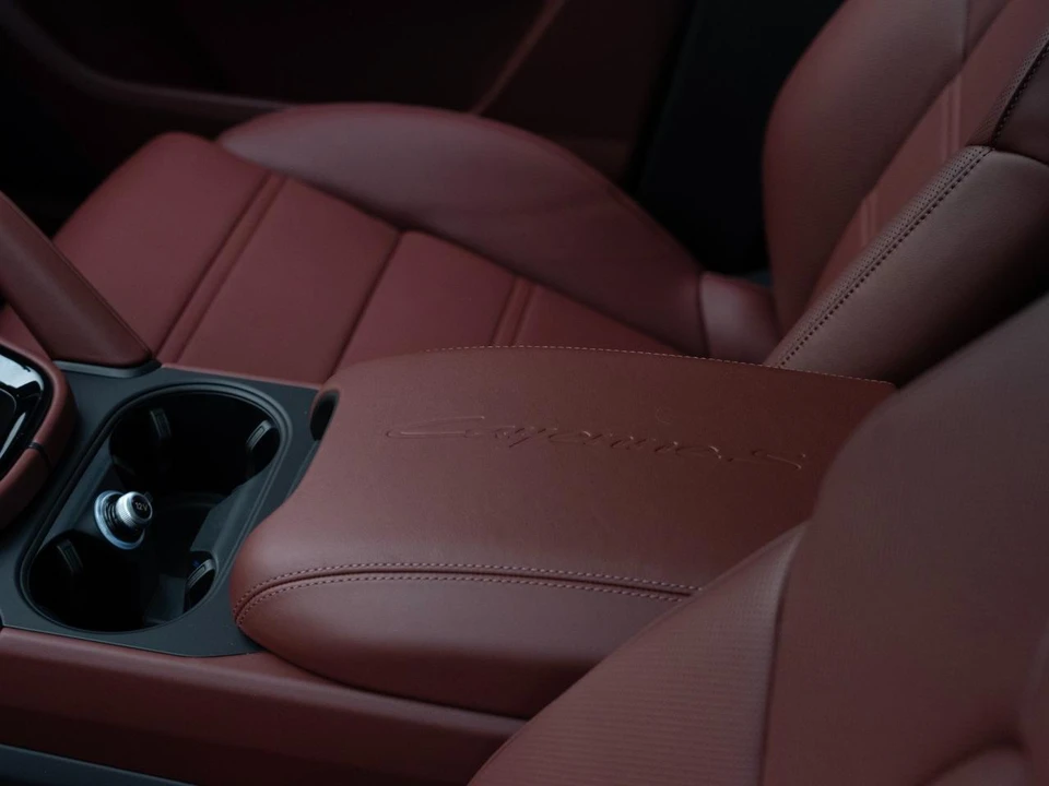 2026 Porsche 9Y0/9Y3 Cayenne S - Image 18 of 31