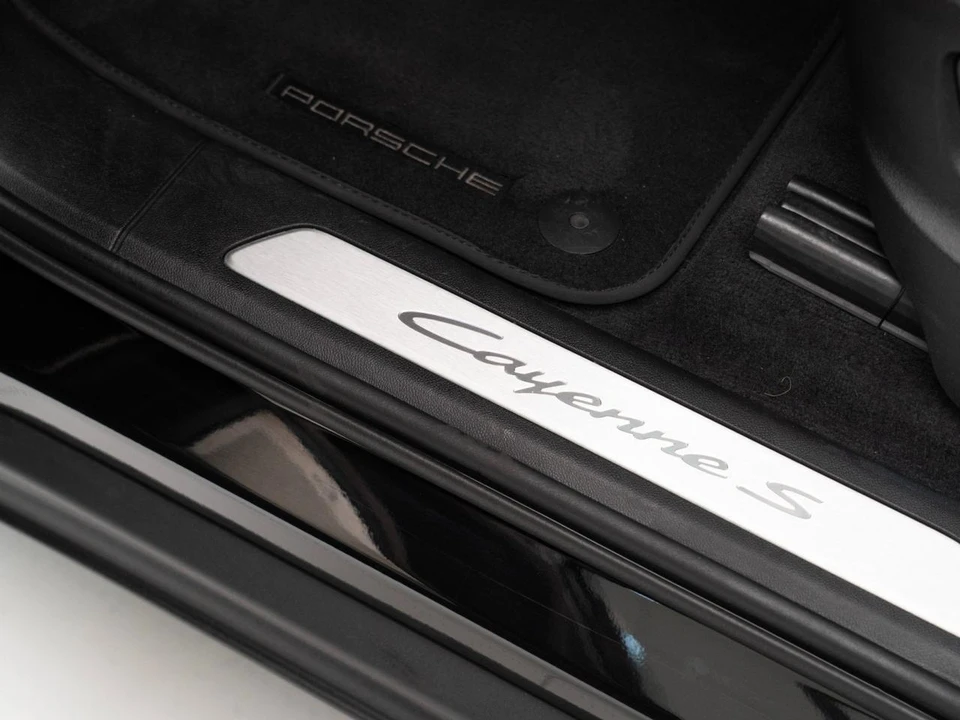 2026 Porsche 9Y0/9Y3 Cayenne S - Image 15 of 31