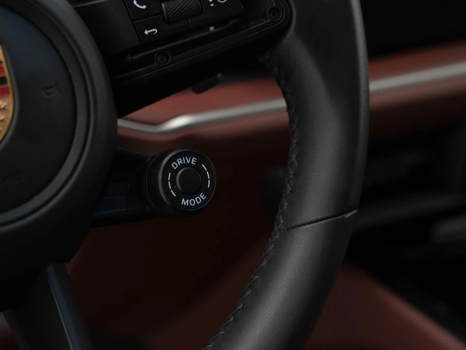 2026 Porsche 9Y0/9Y3 Cayenne S - Image 28 of 31