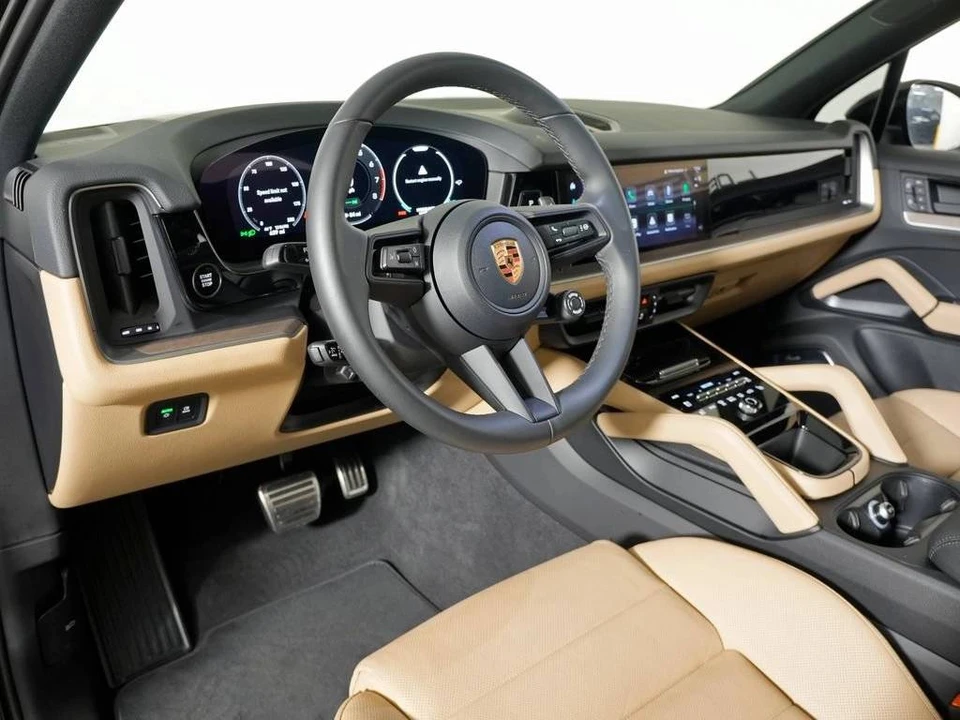 2026 Porsche Cayenne - Image 4 of 5