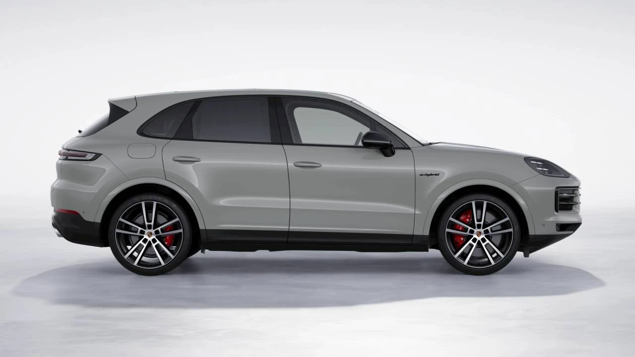 2026 Porsche 9Y0/9Y3 Cayenne - Image 6 of 10