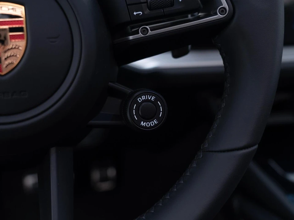 2026 Porsche 9Y0/9Y3 Cayenne S - Image 28 of 31