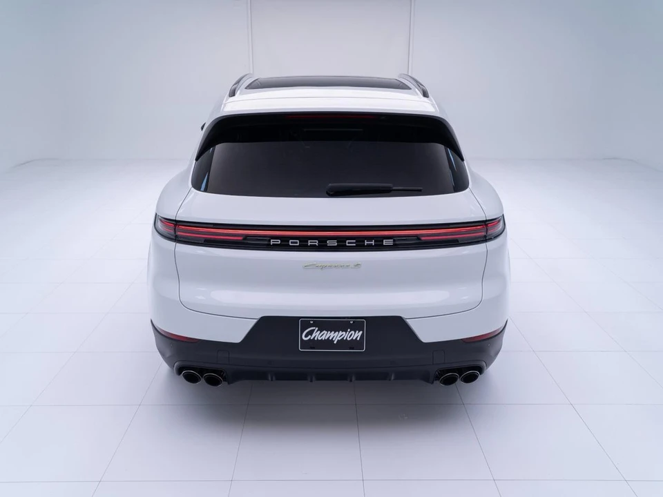 2026 Porsche 9Y0/9Y3 Cayenne S - Image 10 of 31