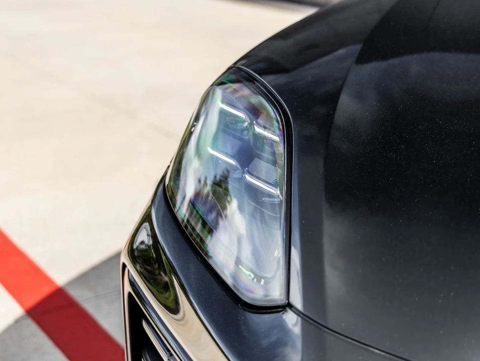 2026 Porsche 9Y0/9Y3 Cayenne - Image 18 of 31