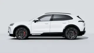 2026 Porsche 9Y0/9Y3 Cayenne S - Image 13 of 31