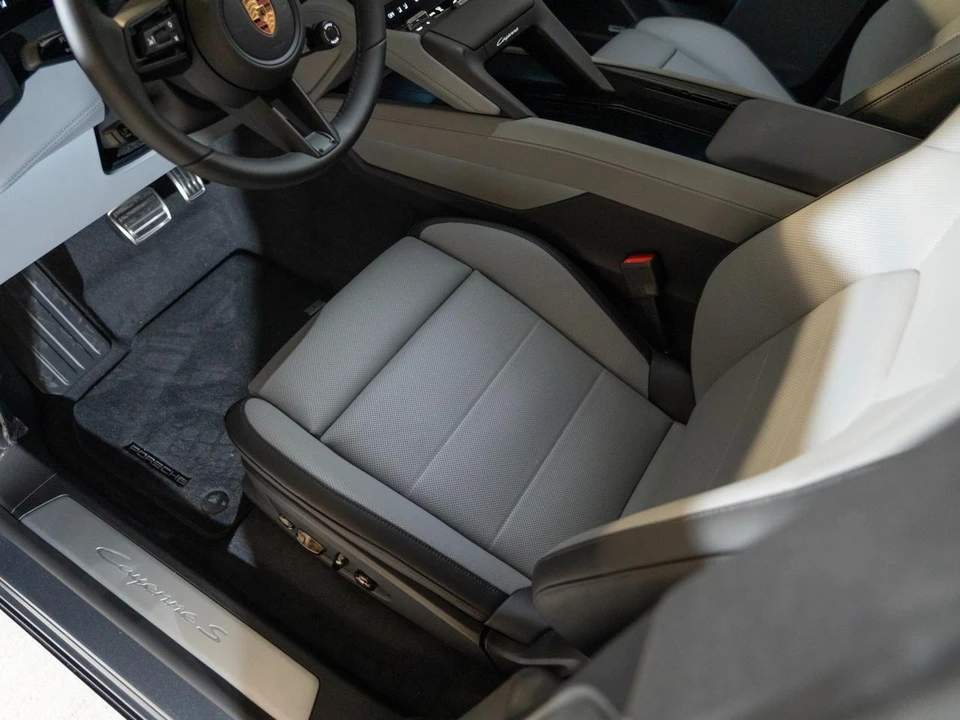 2026 Porsche 9Y0/9Y3 Cayenne S - Image 15 of 27
