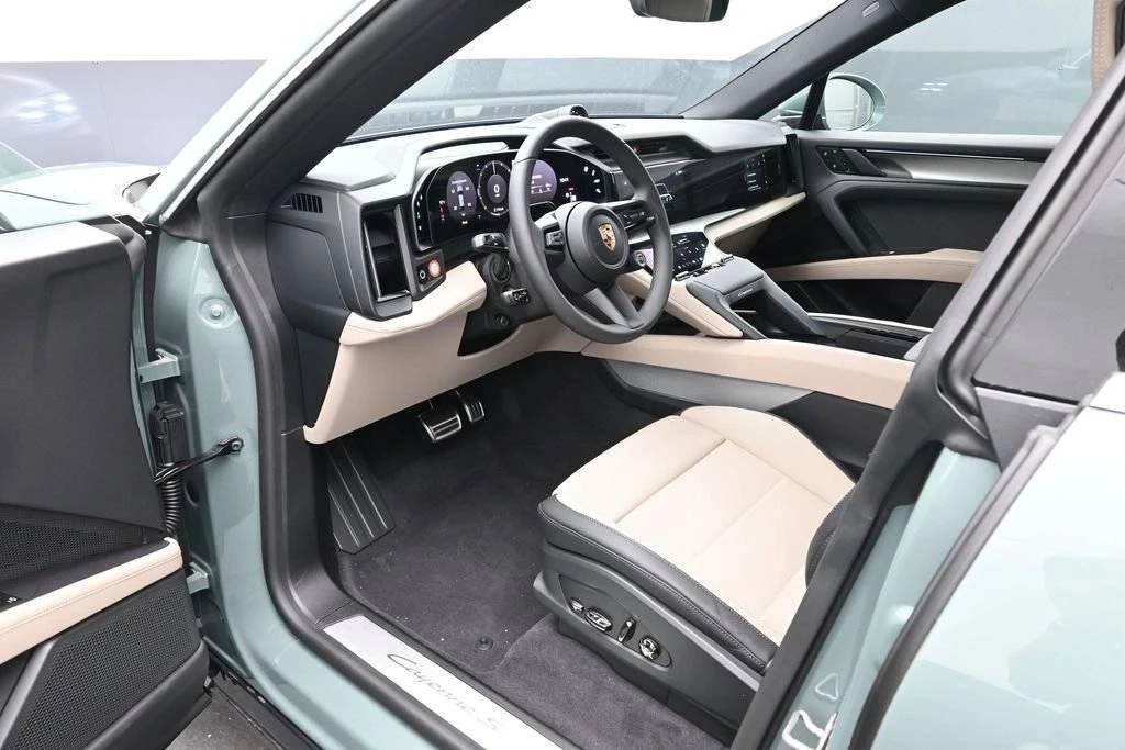 2026 Porsche 9Y0/9Y3 Cayenne S - Image 4 of 4