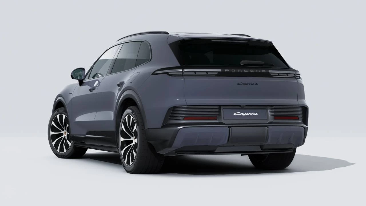 2026 Porsche 9Y0/9Y3 Cayenne - Image 3 of 14