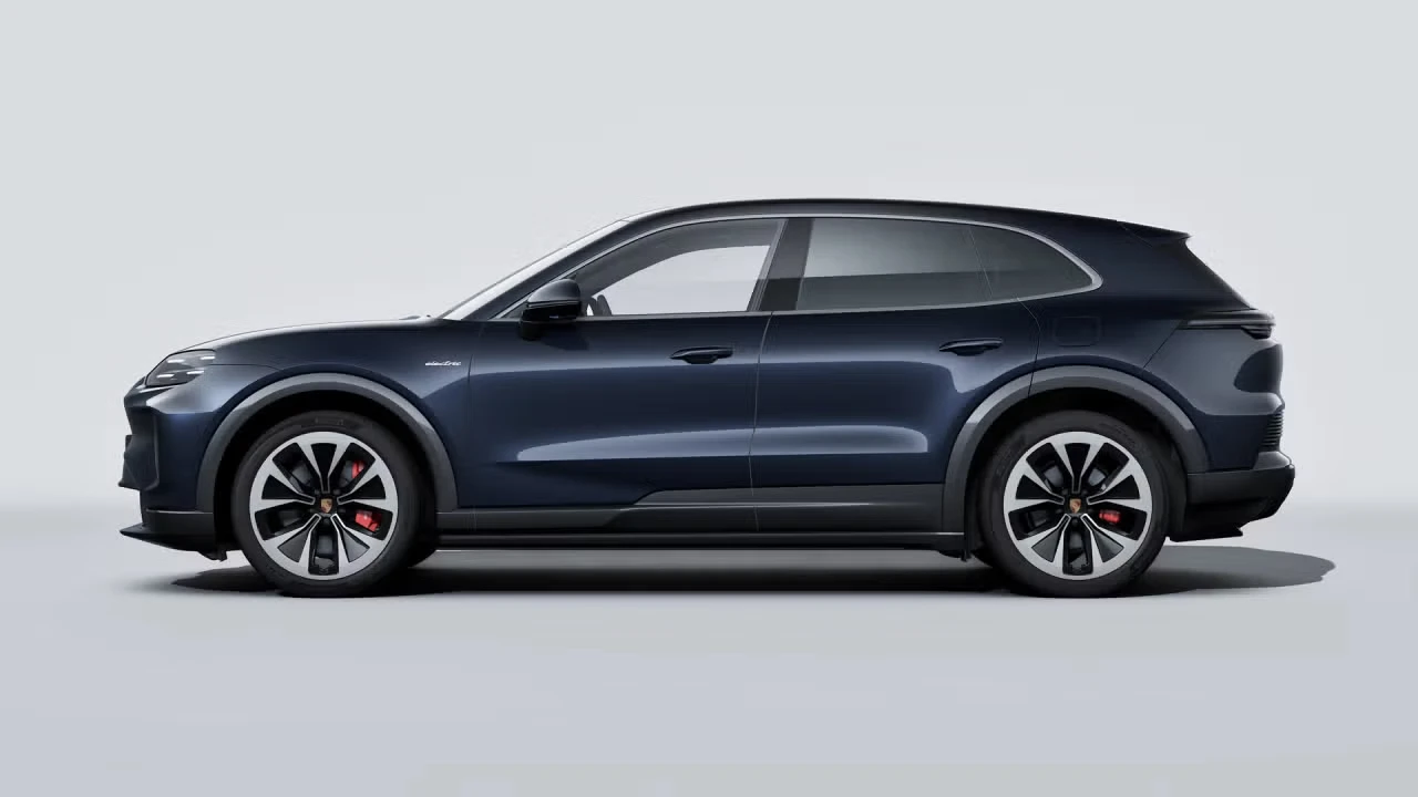 2026 Porsche 9Y0/9Y3 Cayenne - Image 12 of 30