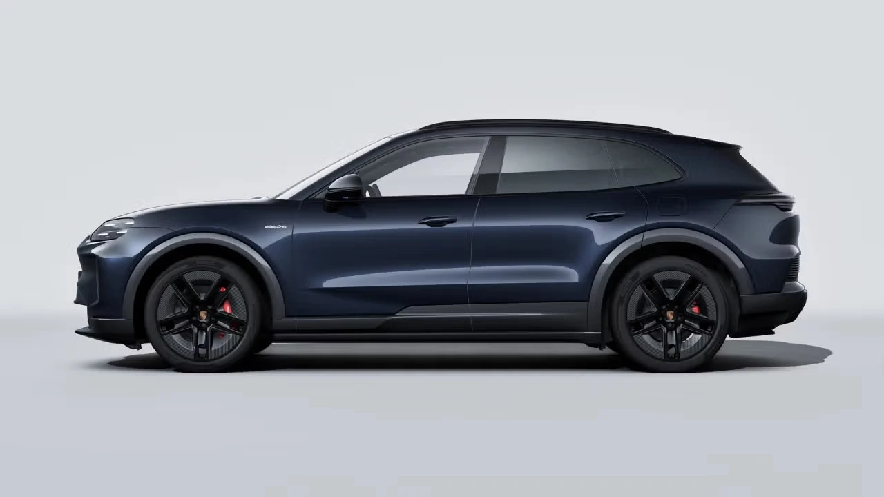 2026 Porsche 9Y0/9Y3 Cayenne - Image 12 of 31
