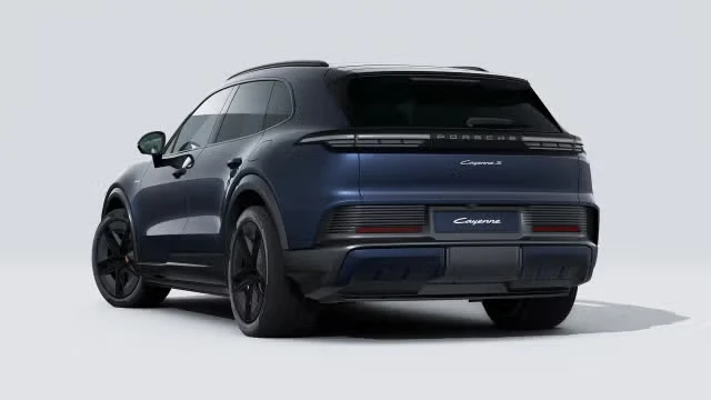 2026 Porsche 9Y0/9Y3 Cayenne - Image 18 of 31