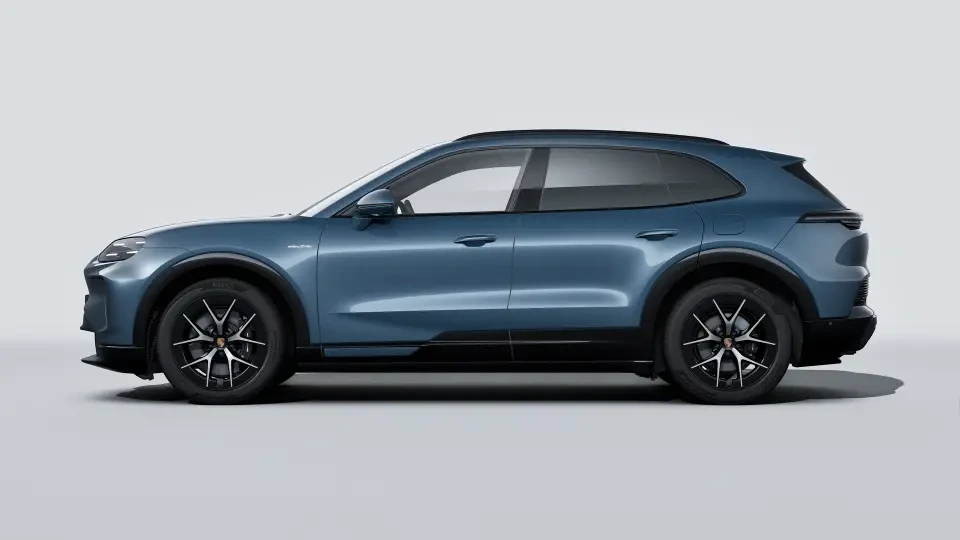 2026 Porsche 9Y0/9Y3 Cayenne - Image 15 of 30