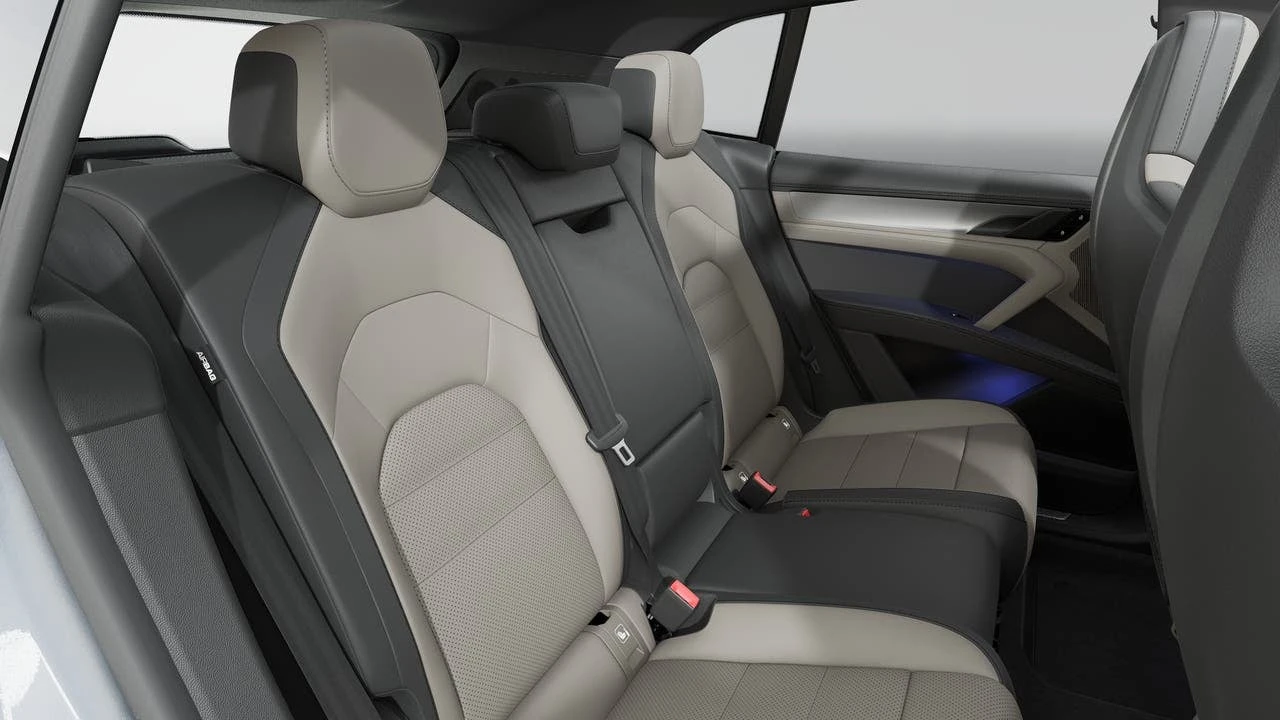 2026 Porsche 9Y0/9Y3 Cayenne - Image 13 of 14