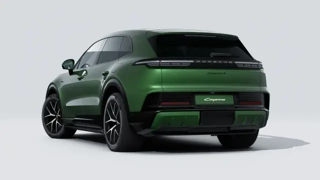 2026 Porsche 9Y0/9Y3 Cayenne - Image 22 of 30