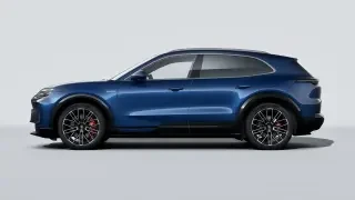 2026 Porsche 9Y0/9Y3 Cayenne - Image 13 of 31