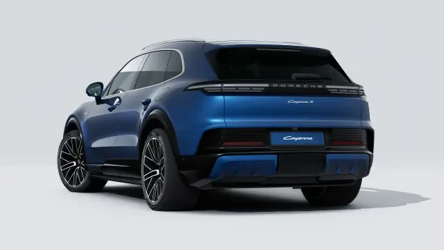 2026 Porsche 9Y0/9Y3 Cayenne - Image 22 of 31