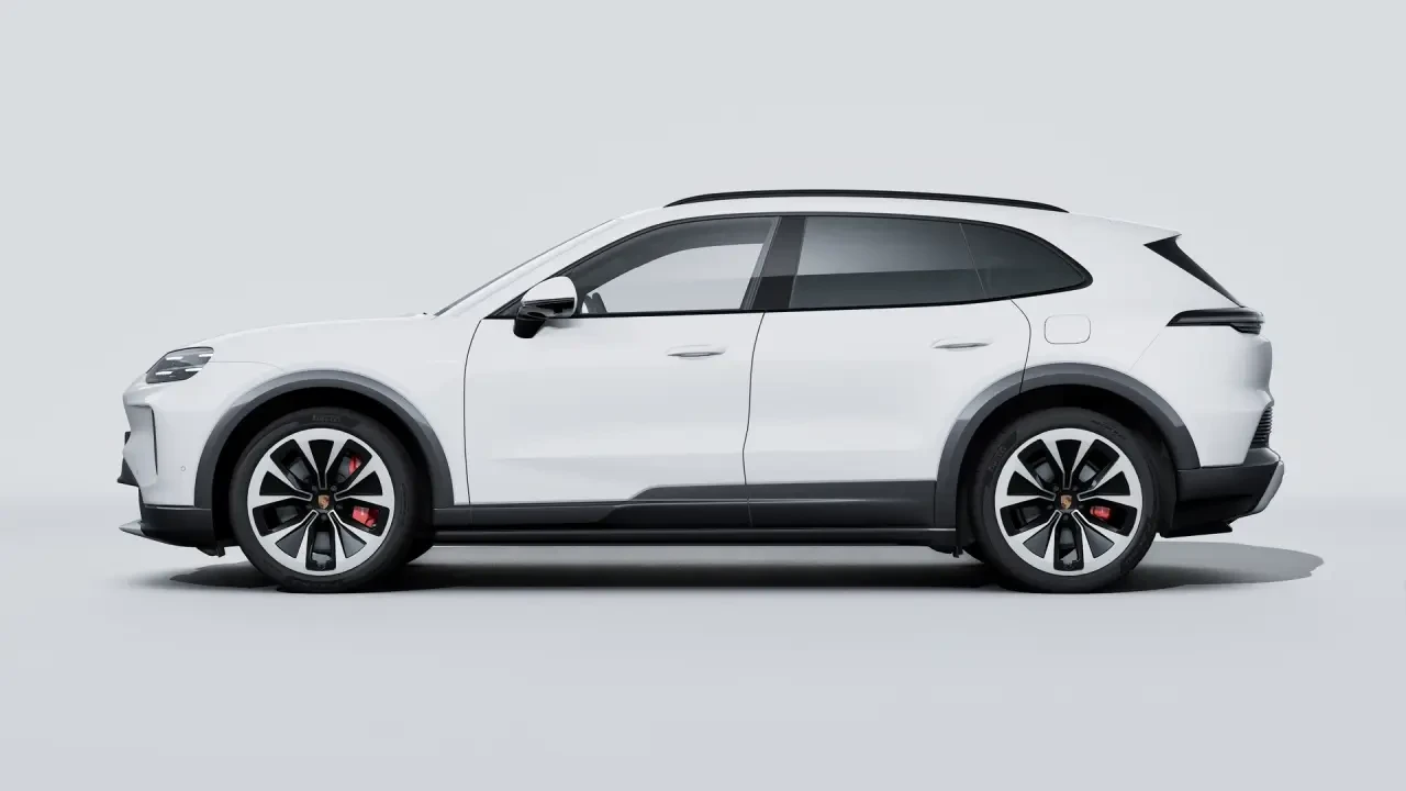 2026 Porsche 9Y0/9Y3 Cayenne - Image 16 of 30