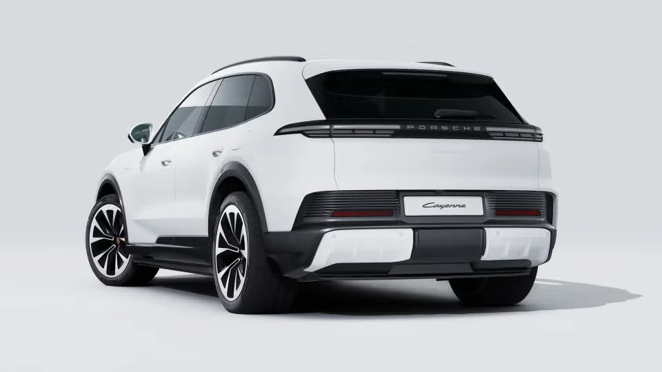 2026 Porsche 9Y0/9Y3 Cayenne - Image 19 of 30