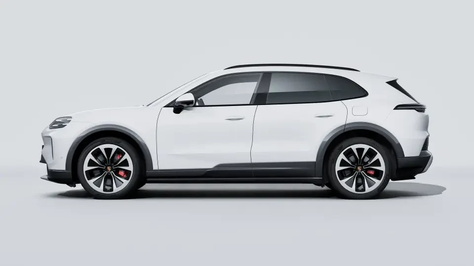 2026 Porsche 9Y0/9Y3 Cayenne - Image 15 of 30