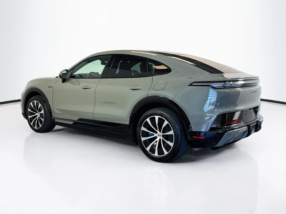 2026 Porsche 9Y0/9Y3 Cayenne S - Image 3 of 27