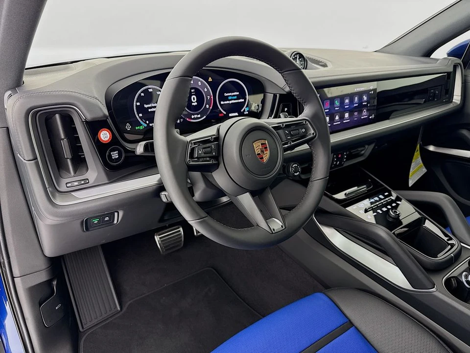2026 Porsche 9Y0/9Y3 Cayenne S - Image 4 of 31